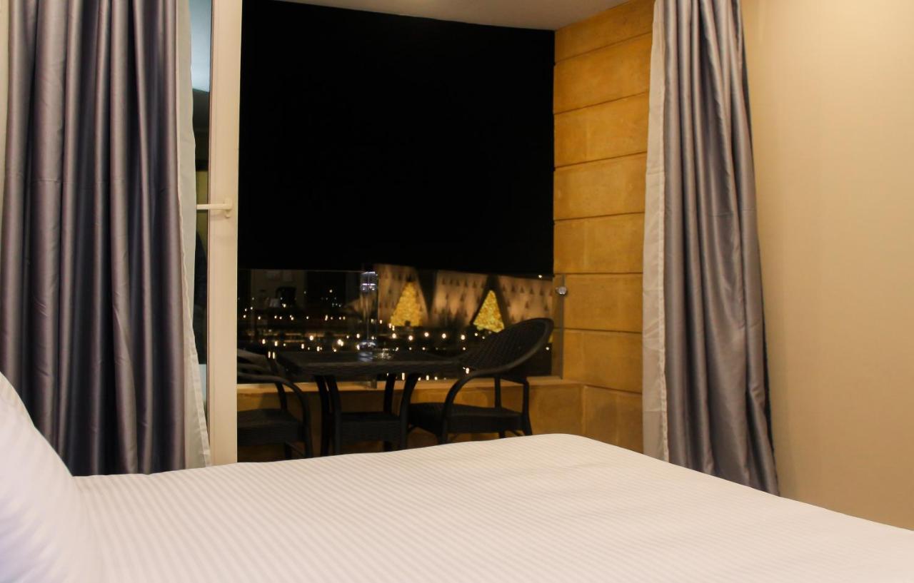 Grand Museum & Pyramids View Nazlet el Simman